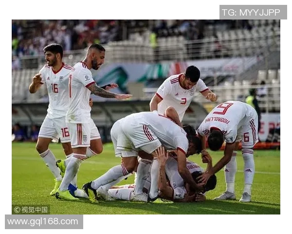 伊朗与乌兹别克足球对抗赛回顾与分析展望未来发展趋势